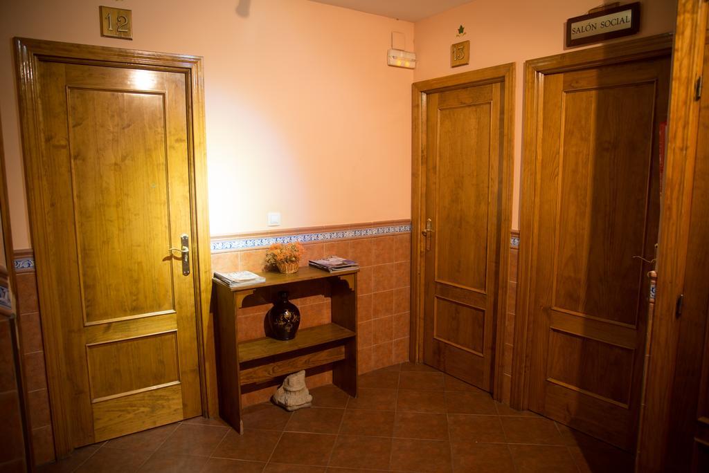 Hostal Hueso Trujillo Eksteriør bilde