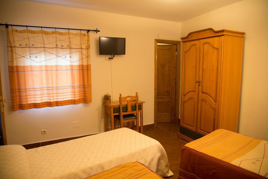 Hostal Hueso Trujillo Eksteriør bilde