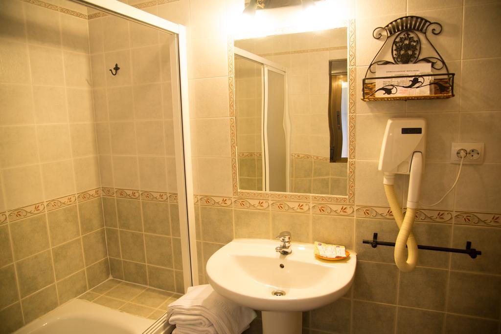 Hostal Hueso Trujillo Eksteriør bilde