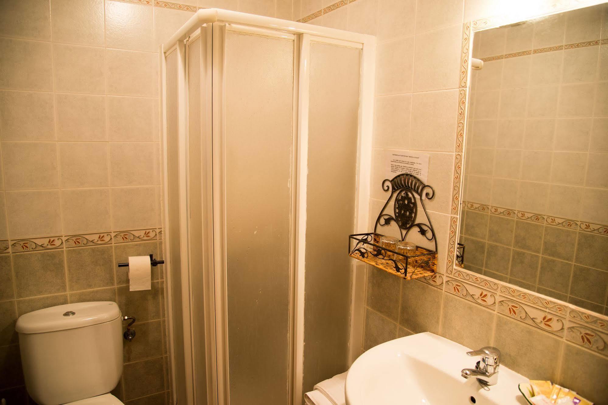 Hostal Hueso Trujillo Eksteriør bilde