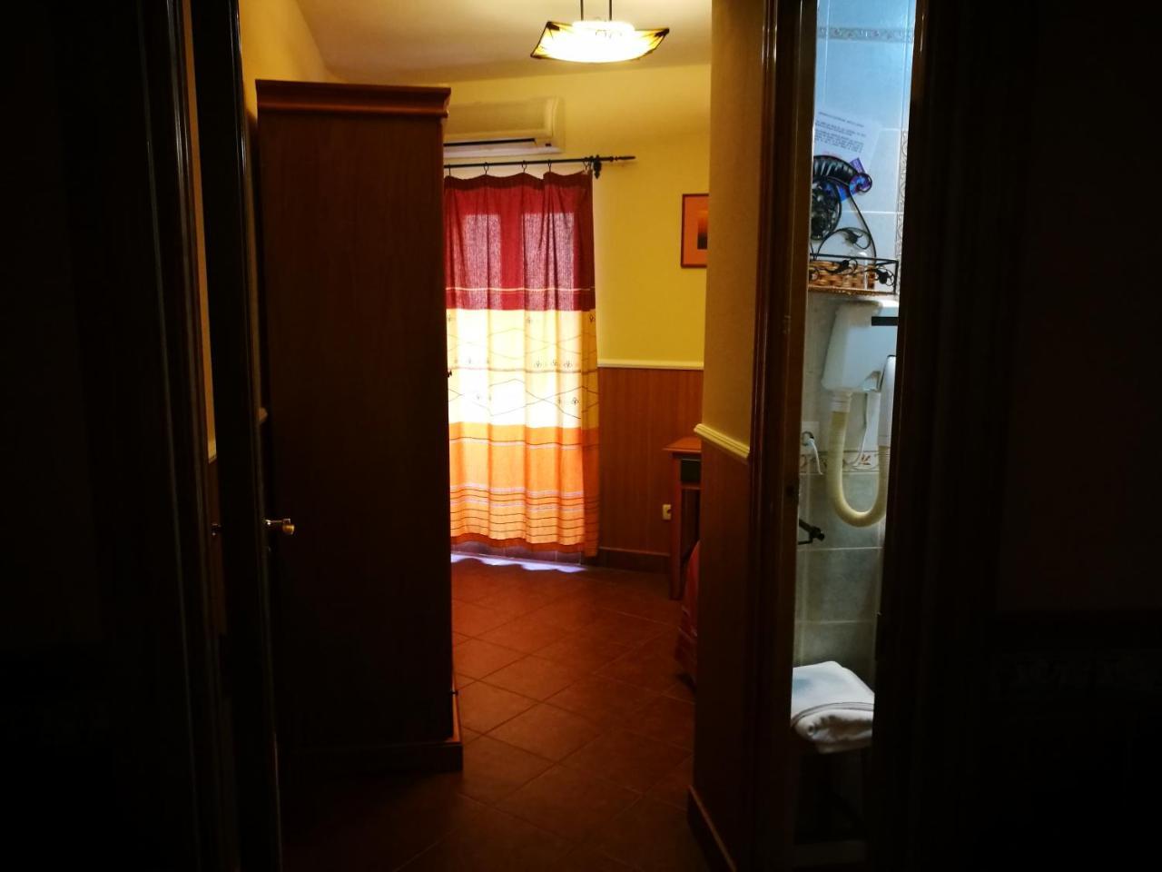 Hostal Hueso Trujillo Eksteriør bilde