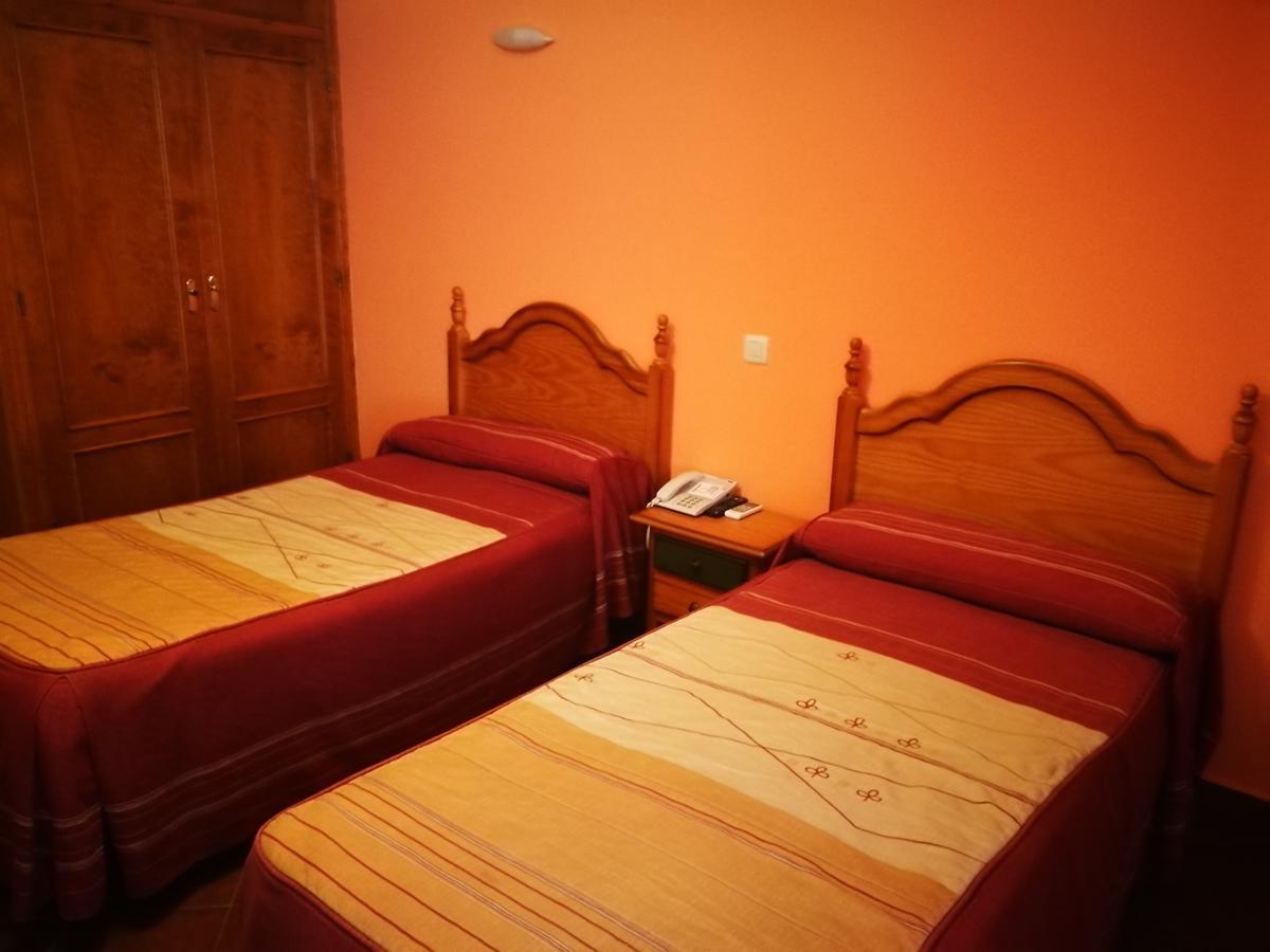 Hostal Hueso Trujillo Eksteriør bilde
